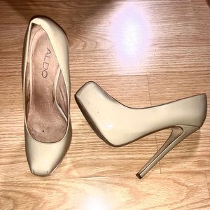 Beige Aldo heels